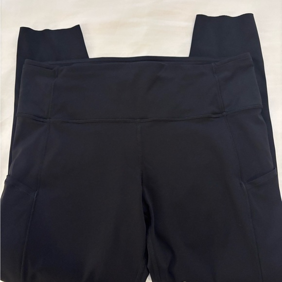 Lululemon Fast and Free Leggings - Picture 4 of 5